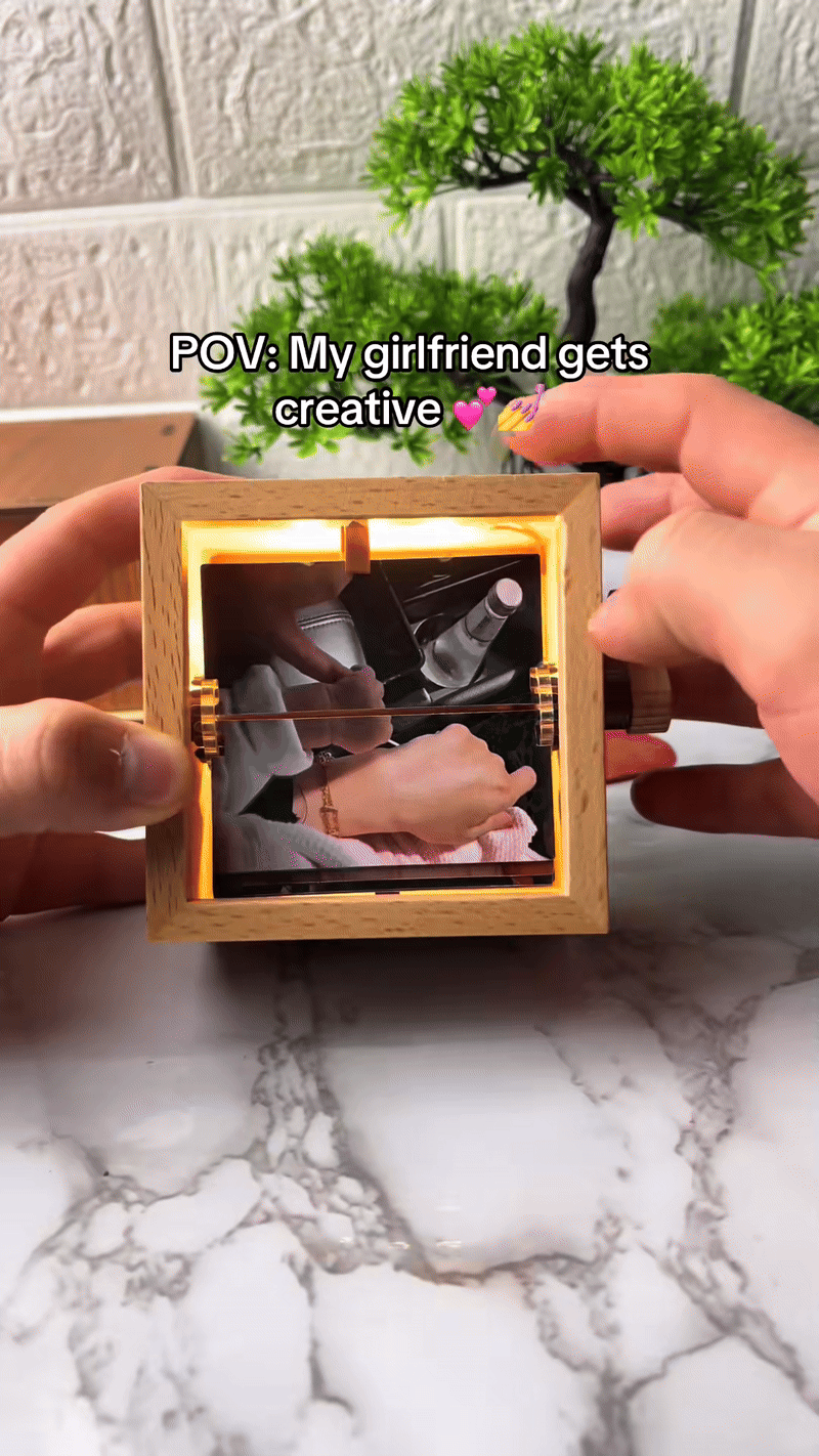 SpinStory  wooden photo box